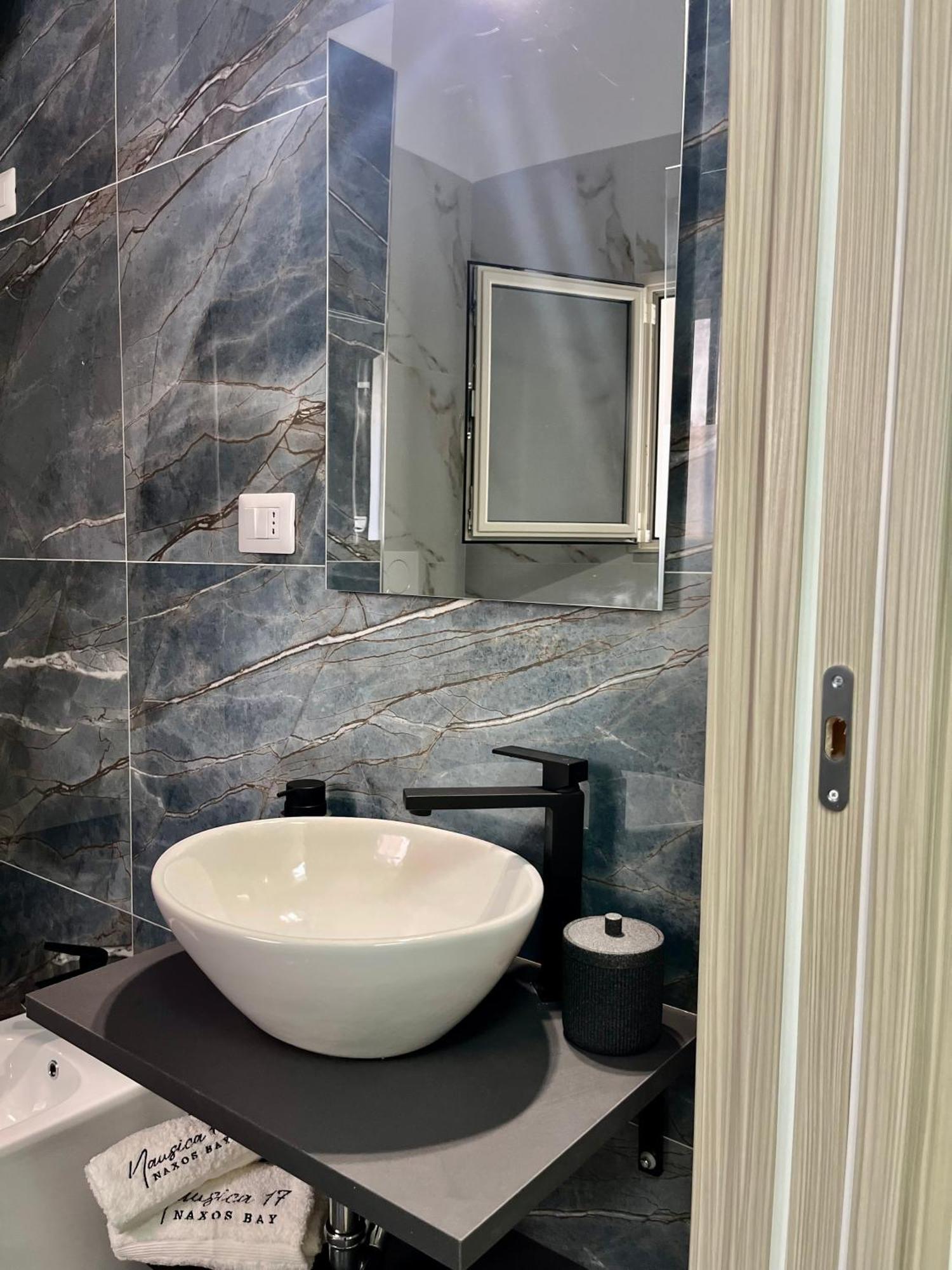 Апартаменты Nausica17 Naxos Bay Джардини-Наксос Экстерьер фото